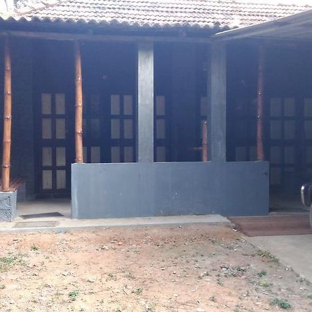Wood House Munnar Villa Exterior photo