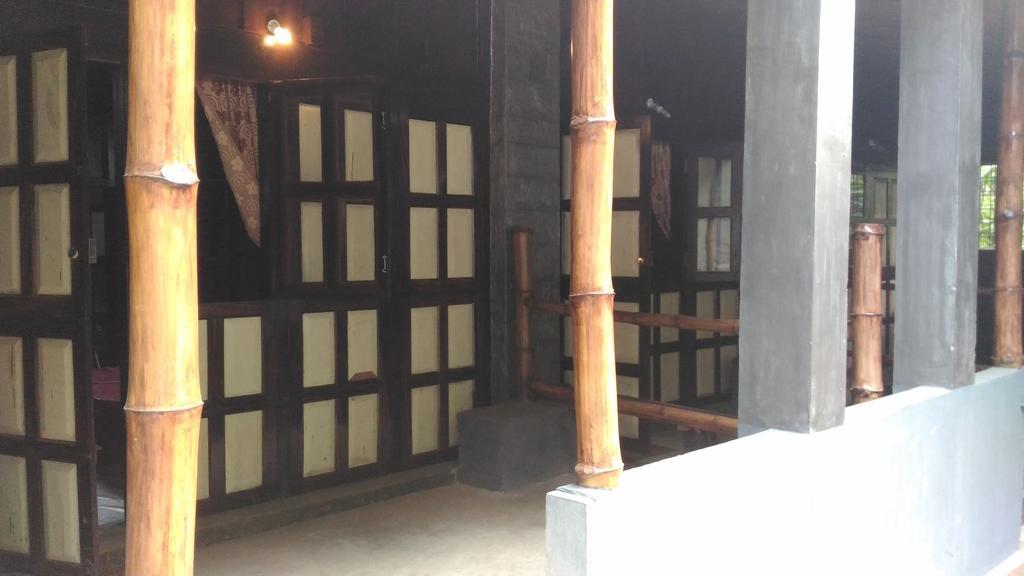 Wood House Munnar Villa Exterior photo